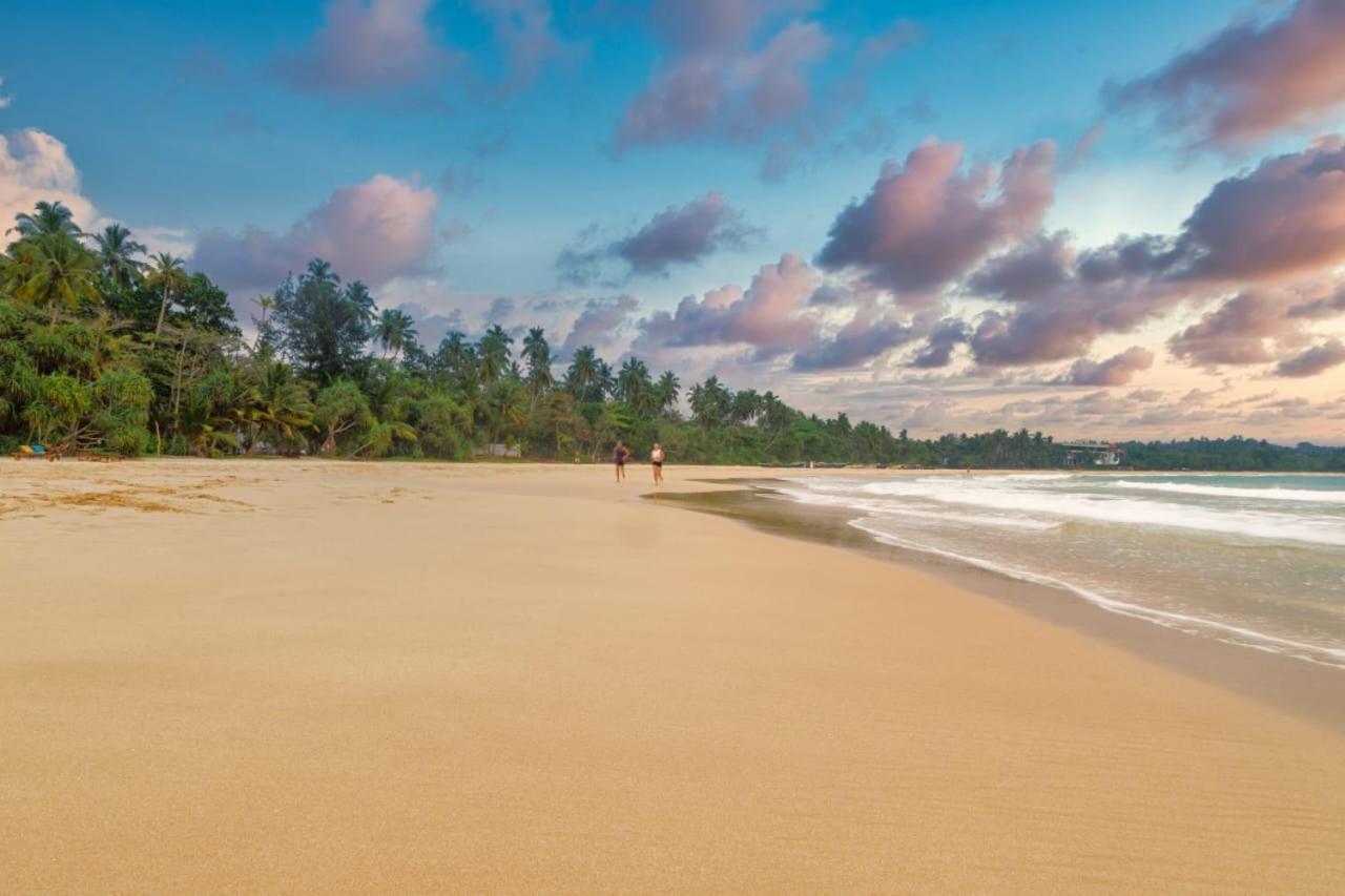 Talalla Ocean Beach Bungalow Hotel Matara Exterior photo