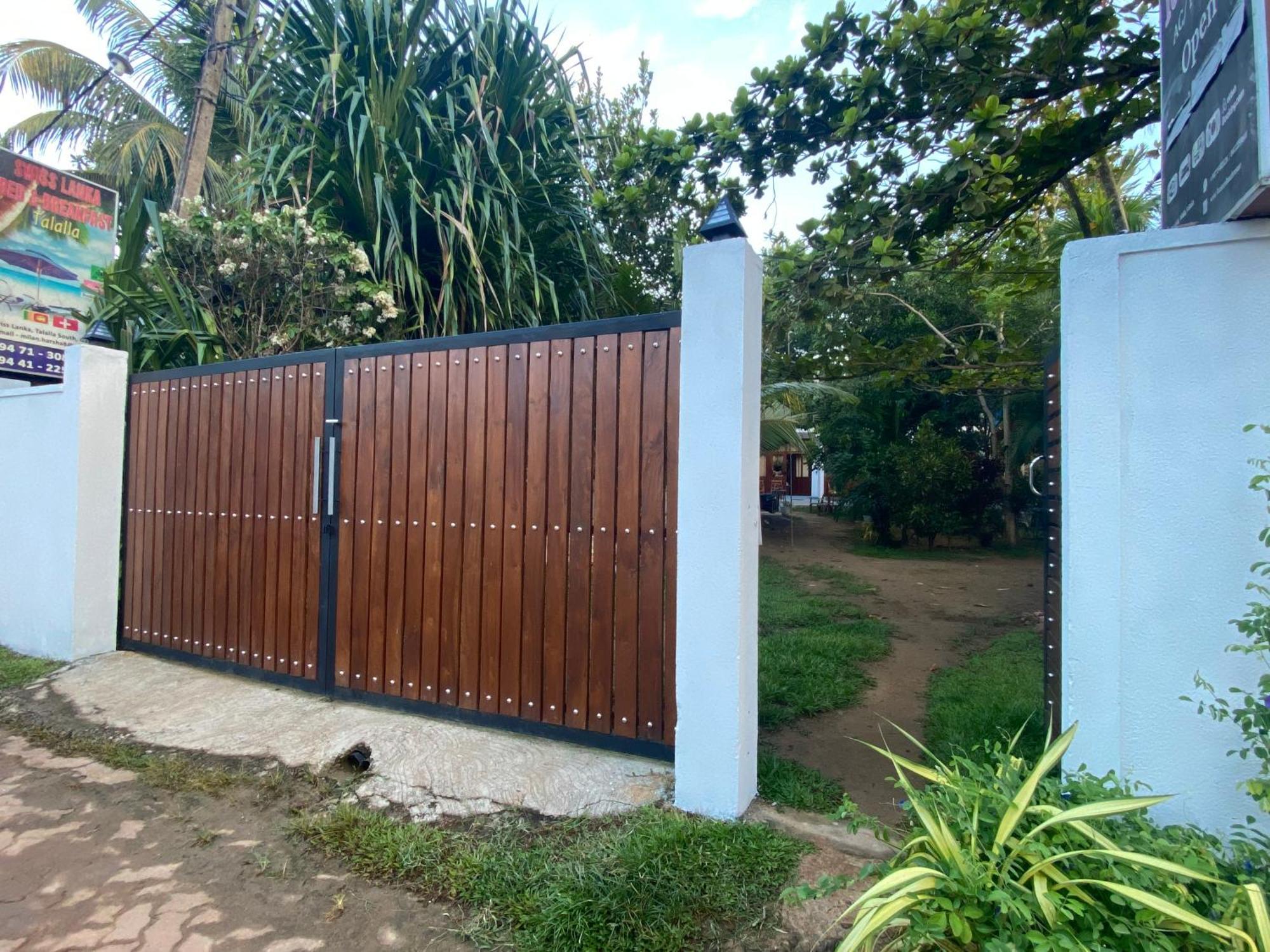 Talalla Ocean Beach Bungalow Hotel Matara Exterior photo